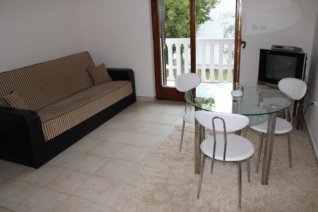 4M Apartments Petrovac Pokoj fotografie